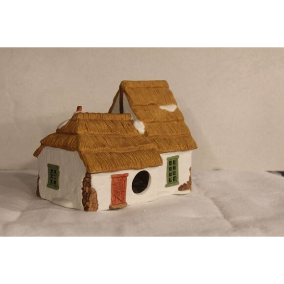 Dept 56 Dickens Village - The Cottage of Bob Cratchit and Tiny Tim - Picture 3 of 5